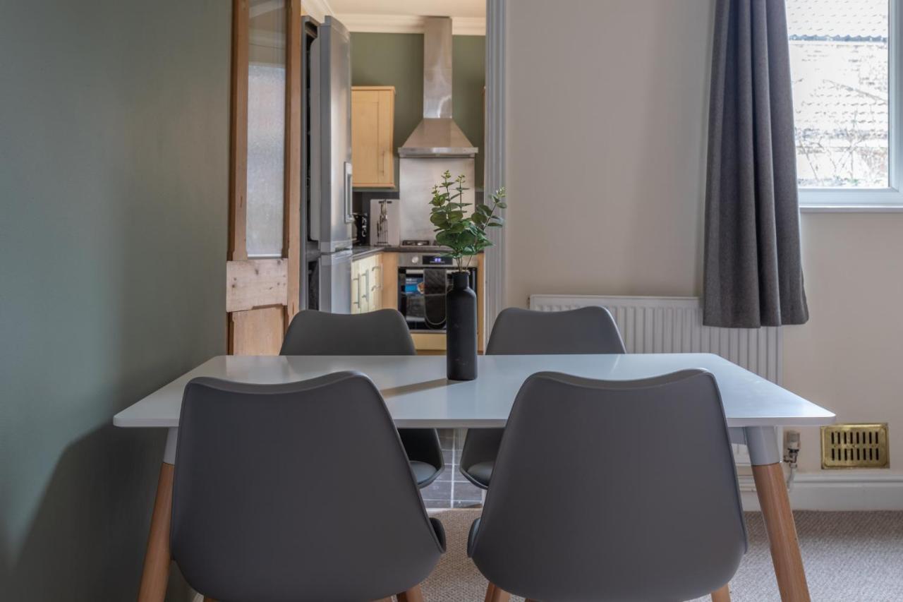Milton Stays - Cosy 2 Bed House, 15 Min Walk To York City Center, For Up To 6 - With Period Features, Fireplace, Superfast Wi-Fi, Private Garden, Free On Street Parking Екстериор снимка